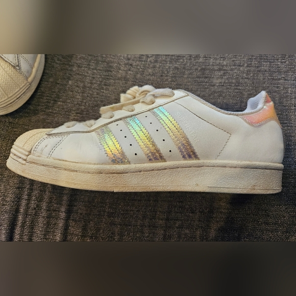 Adidas Superstar Shell-toe Sneakers - Picture 7 of 12